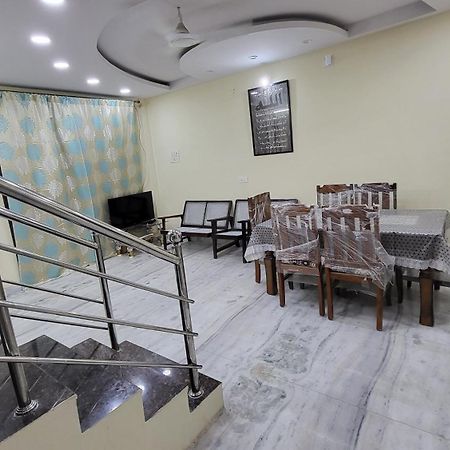 Paramount Cozy Villa Hyderabad Exterior photo